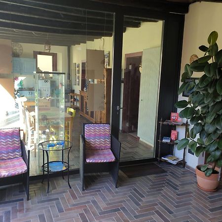 Le Tre Arti Bed & Breakfast Gavirate Dış mekan fotoğraf