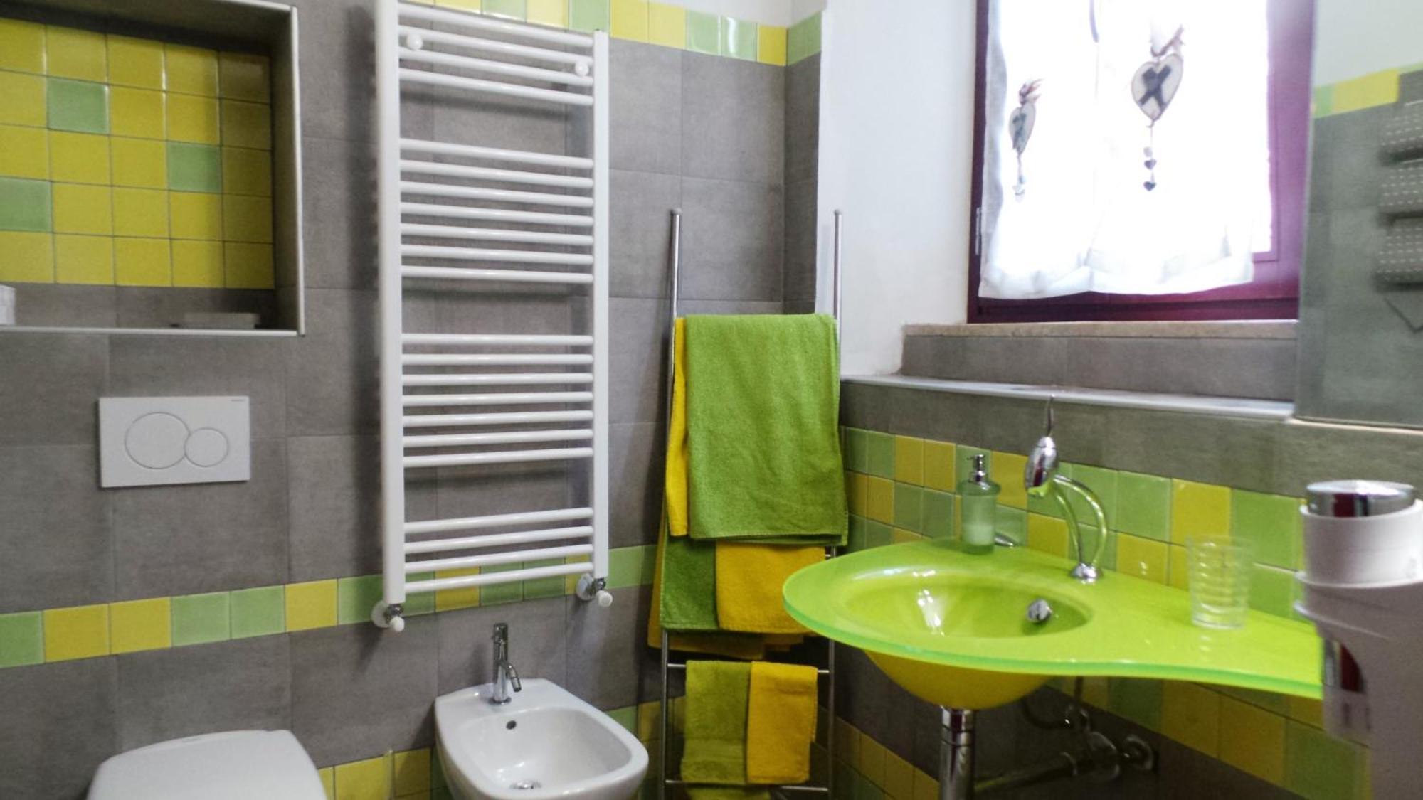 Le Tre Arti Bed & Breakfast Gavirate Dış mekan fotoğraf